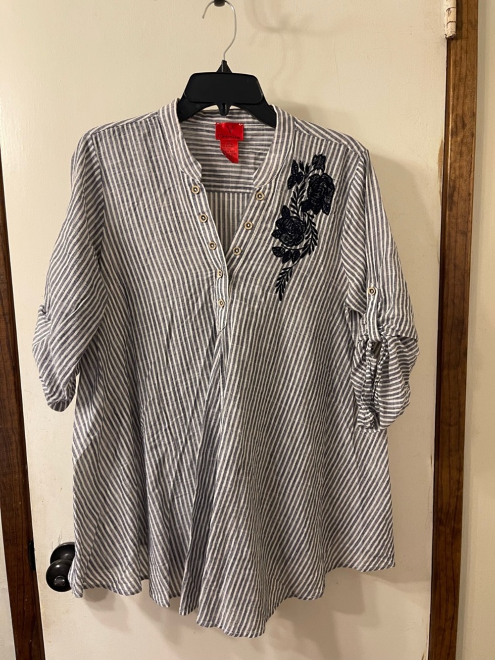 V Cristina Blue and White Striped Embroidered Tunic Blouse Sz. XL #133